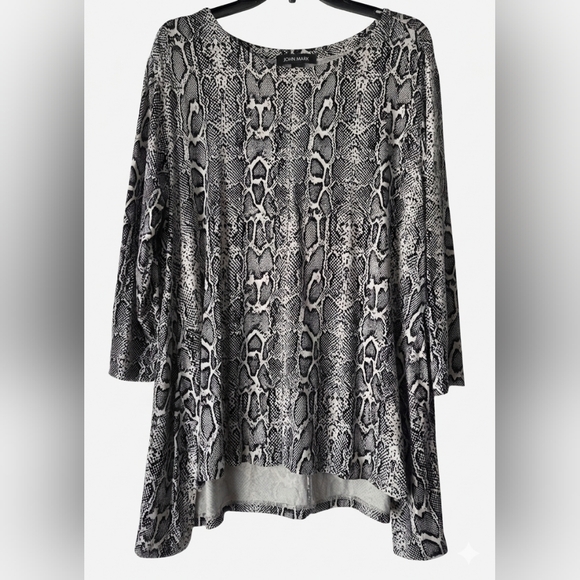 John Mark Tops - John Mark Snakeskin Print Tunic Top Size L